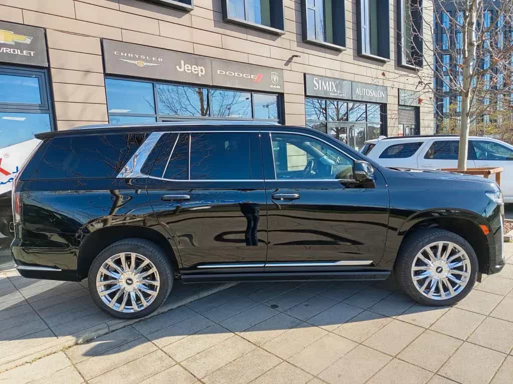 Cadillac Escalade Platinum 6.2L, 600, audio AKG, night v. 11/2021-photo-1