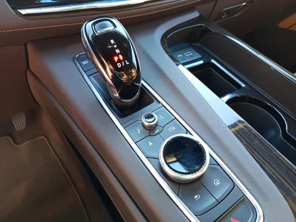 Cadillac Escalade Platinum 6.2L, 600, audio AKG, night v. 11/2021-photo-22