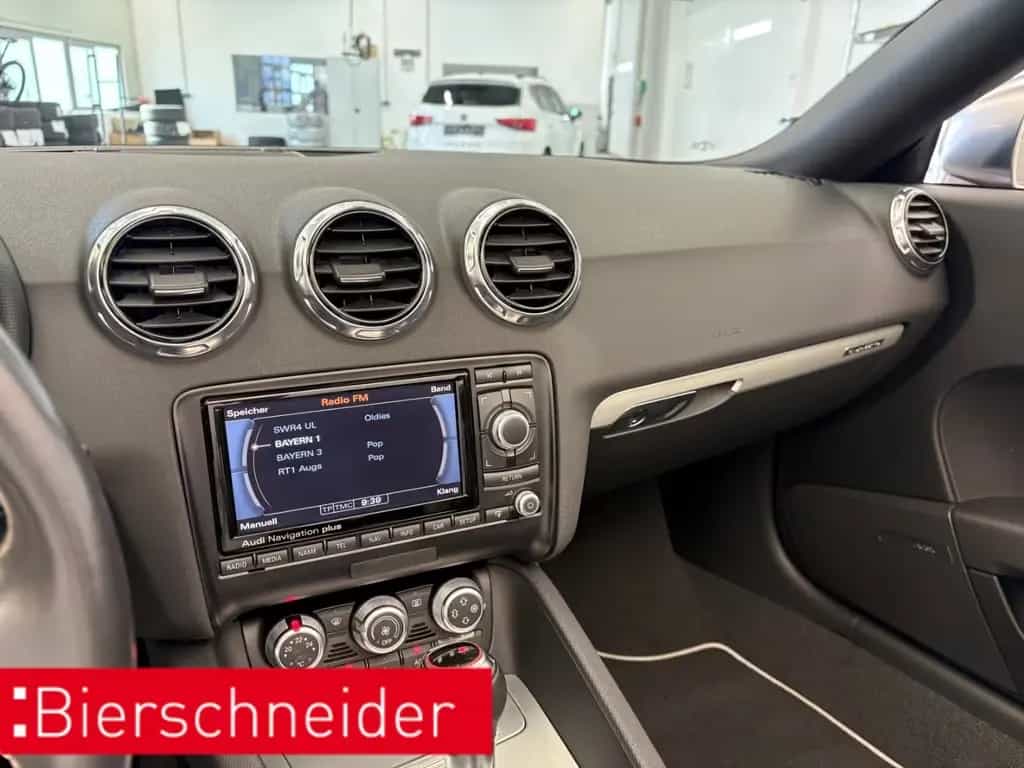 Audi TTS Roadster 2.0 TFSI qu. S tronic XENON 19 BOSE 04/2012-photo-13