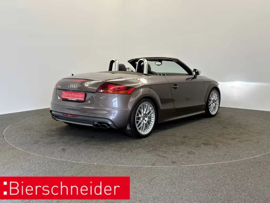 Audi TTS Roadster 2.0 TFSI qu. S tronic XENON 19 BOSE 04/2012-photo-4