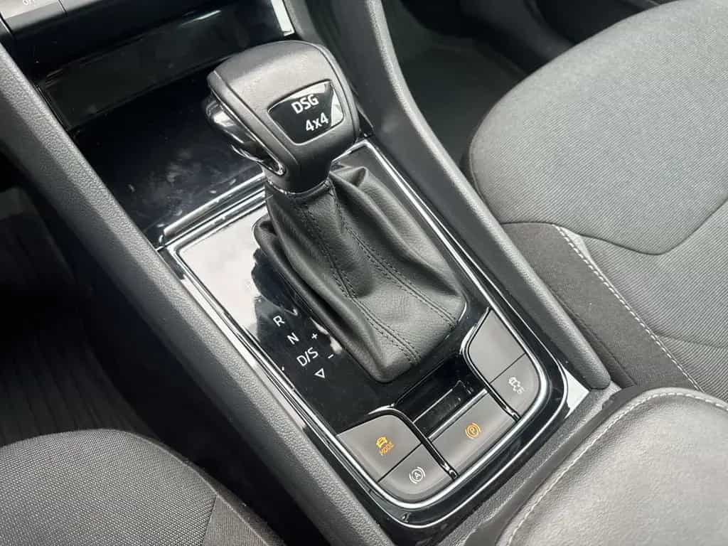 Skoda Kodiaq Drive 125 4x4 WR Navi App ACC 4xSitzheizu 12/2020-photo-20