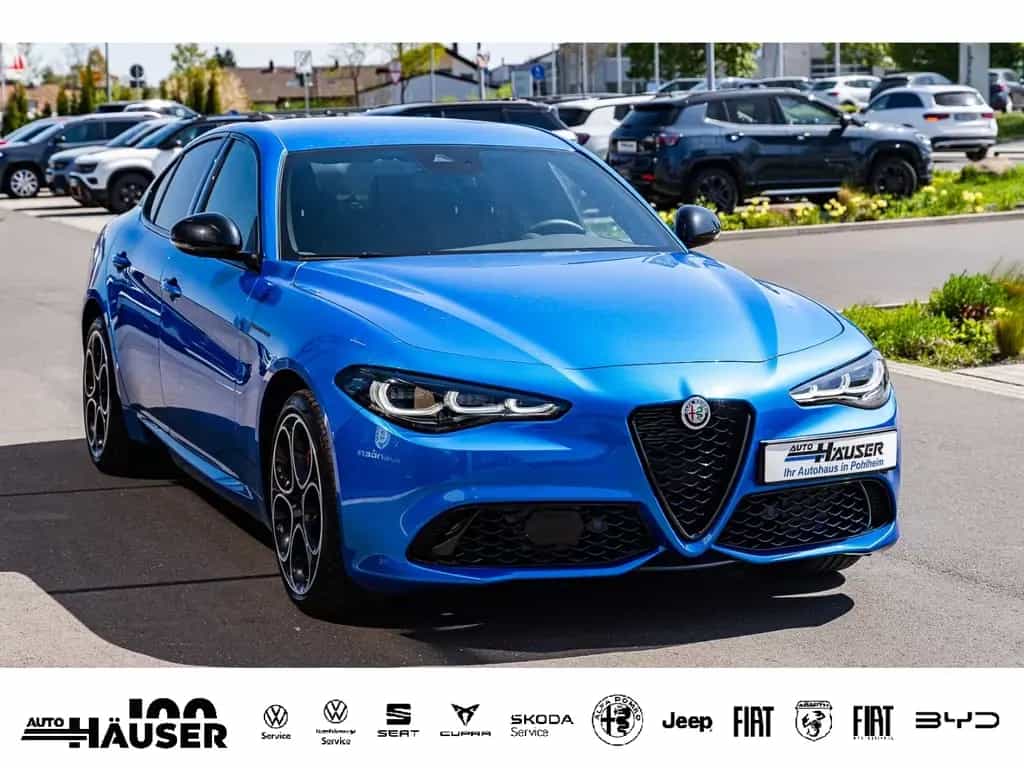 Alfa Romeo Giulia Competizione 2.0 Turbo Q4 HARMAN-KARDON E 10/2023-photo-5