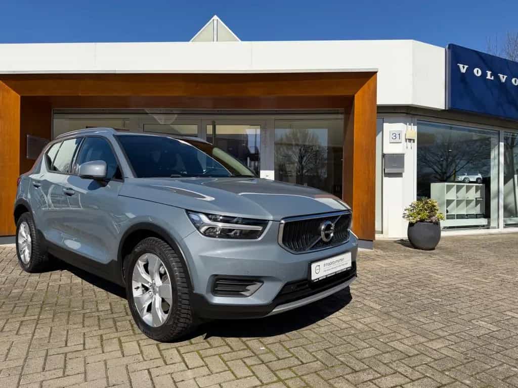 Volvo XC40 D4 AWD Momentum Pro #volvo #madebymerten 02/2020-photo-1