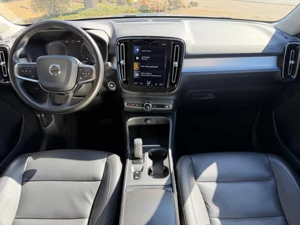 Volvo XC40 D4 AWD Momentum Pro #volvo #madebymerten 02/2020-photo-14