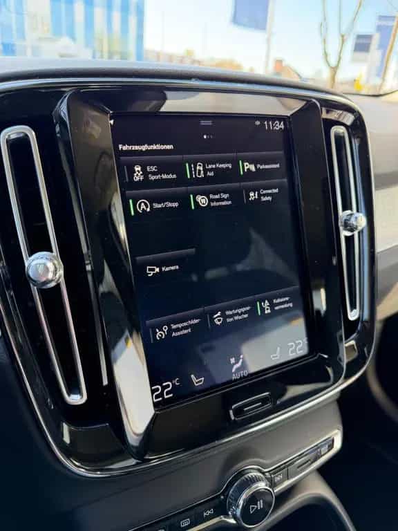 Volvo XC40 D4 AWD Momentum Pro #volvo #madebymerten 02/2020-photo-21