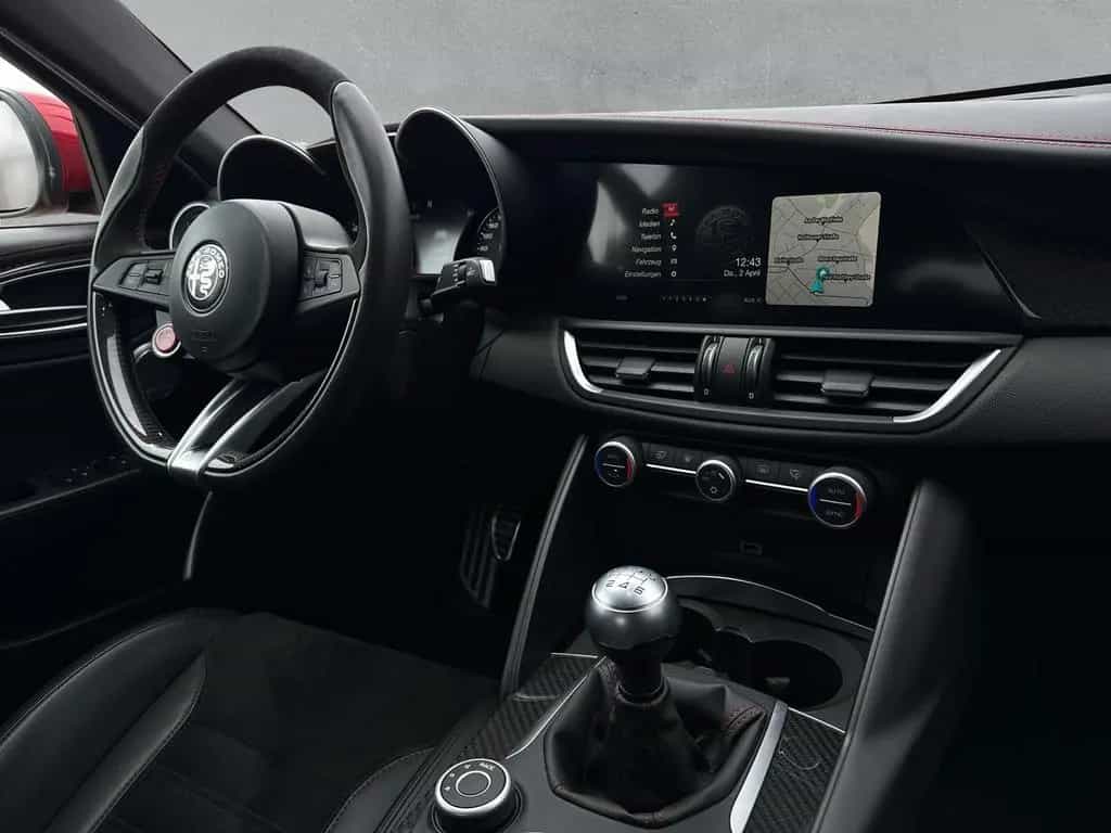 Alfa Romeo Giulia Quadrifoglio Keramik Carbon Handscha. 1Hd 12/2016-photo-14