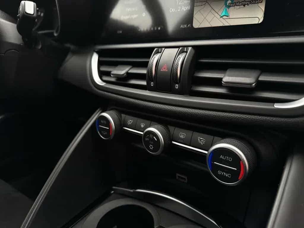 Alfa Romeo Giulia Quadrifoglio Keramik Carbon Handscha. 1Hd 12/2016-photo-16