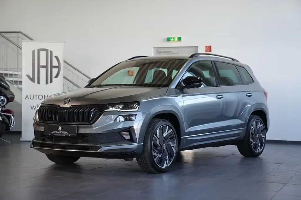 Skoda Karoq Sportline 4x4 *AUT*NAV*LED*AHK* 01/2023-photo-2