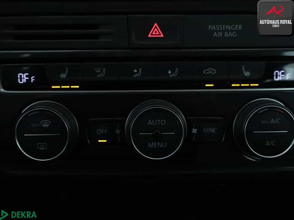 Volkswagen Golf SPORTSVAN 1.4 TSI CCOMFORTLINE ACC,1.HD,SH 03/2019-photo-17