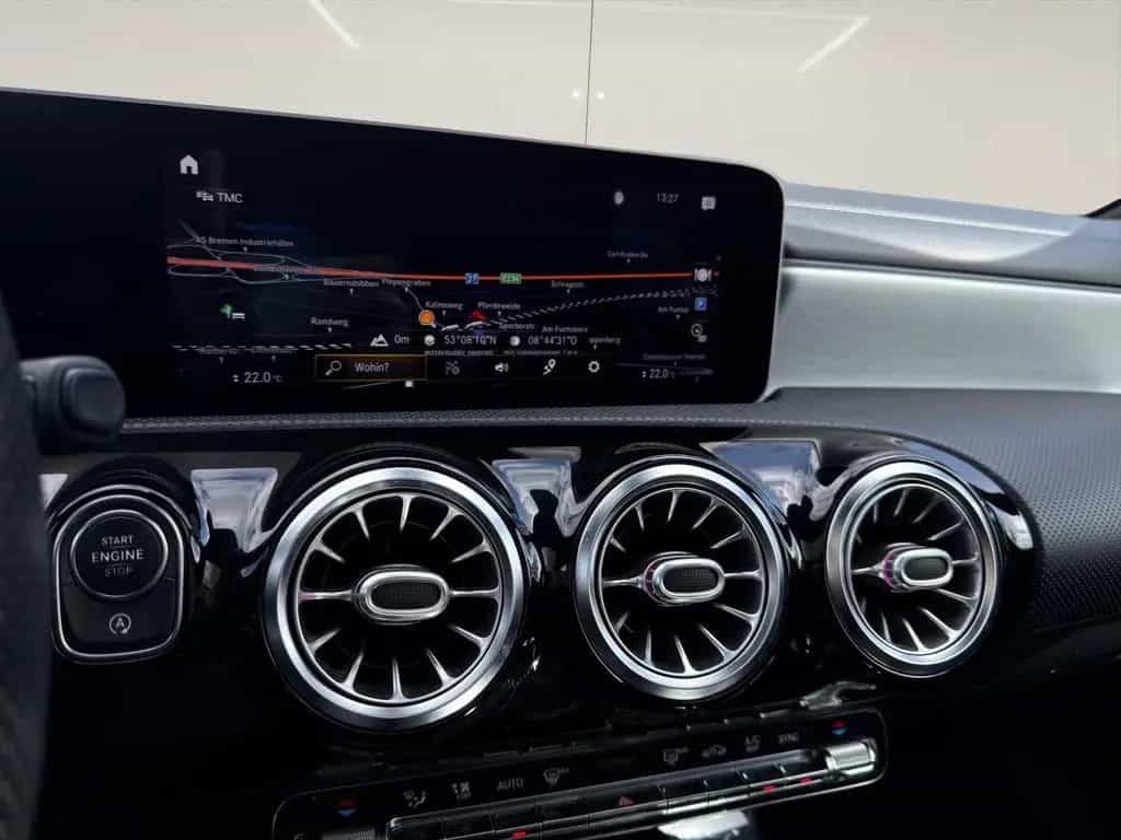 Mercedes-Benz A 220 4 MATIC AMG PANO AUTOMATIK WIDESC AHK LED 04/2019-photo-13