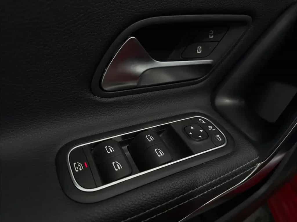 Mercedes-Benz A 220 4 MATIC AMG PANO AUTOMATIK WIDESC AHK LED 04/2019-photo-18