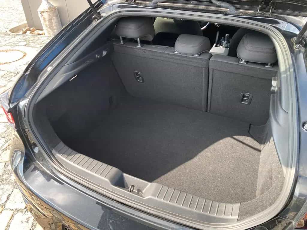 Mazda 3 LIMO HOMURA LED ALLWETTER SCHECKHEFT CARPLAY 01/2022-photo-14