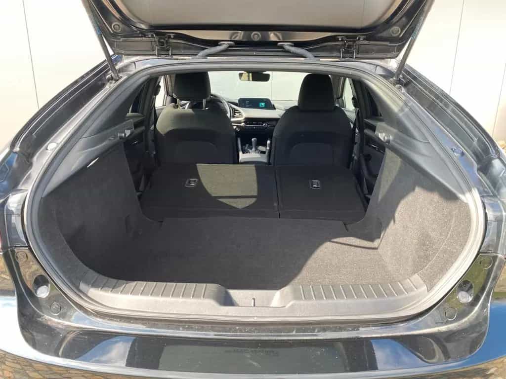 Mazda 3 LIMO HOMURA LED ALLWETTER SCHECKHEFT CARPLAY 01/2022-photo-18