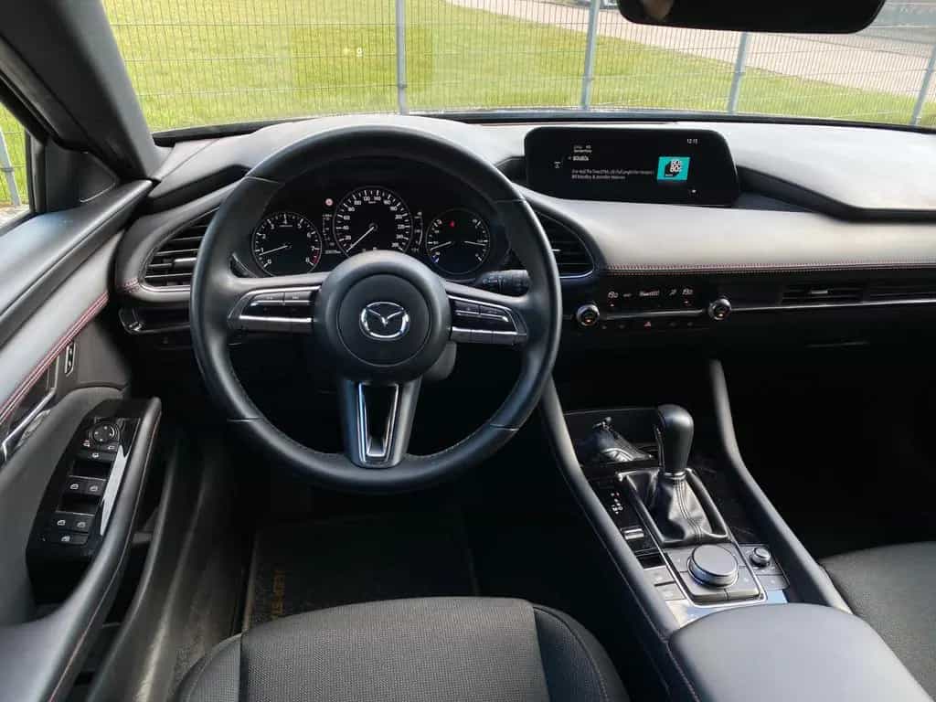 Mazda 3 LIMO HOMURA LED ALLWETTER SCHECKHEFT CARPLAY 01/2022-photo-39