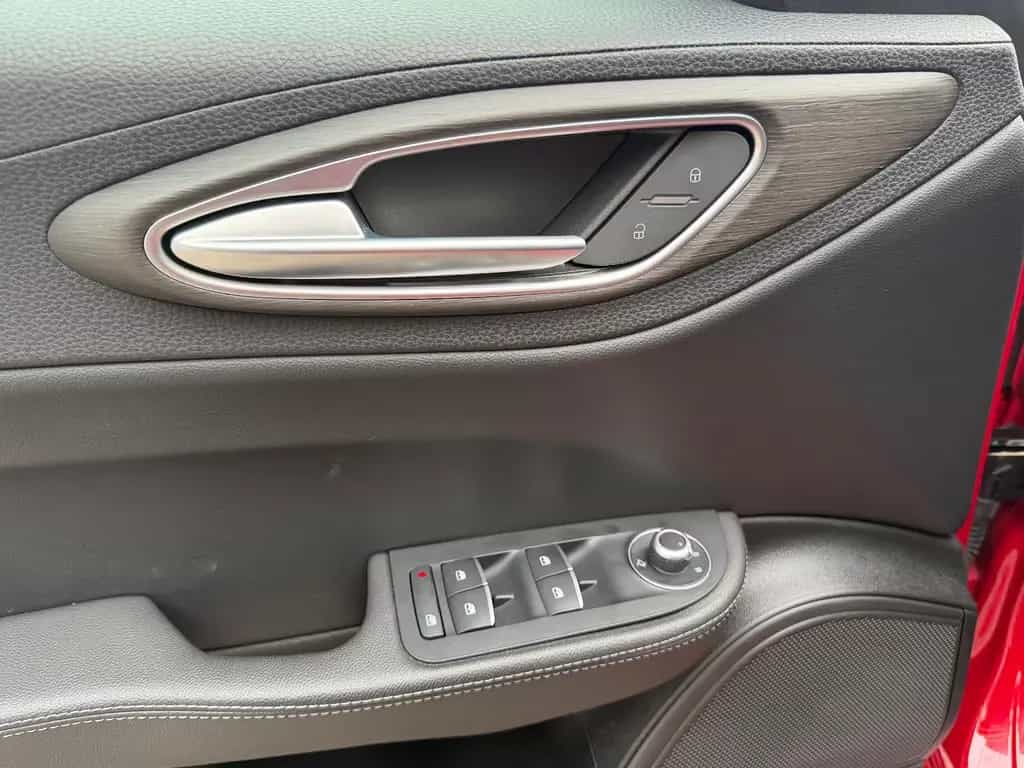 Alfa Romeo Giulia Ti Q4/MEMORY/ACC/NAVI/KAMERA/SHZ 07/2023-photo-21