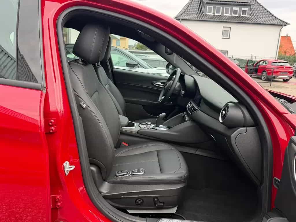 Alfa Romeo Giulia Ti Q4/MEMORY/ACC/NAVI/KAMERA/SHZ 07/2023-photo-22