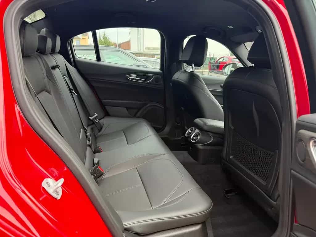 Alfa Romeo Giulia Ti Q4/MEMORY/ACC/NAVI/KAMERA/SHZ 07/2023-photo-29