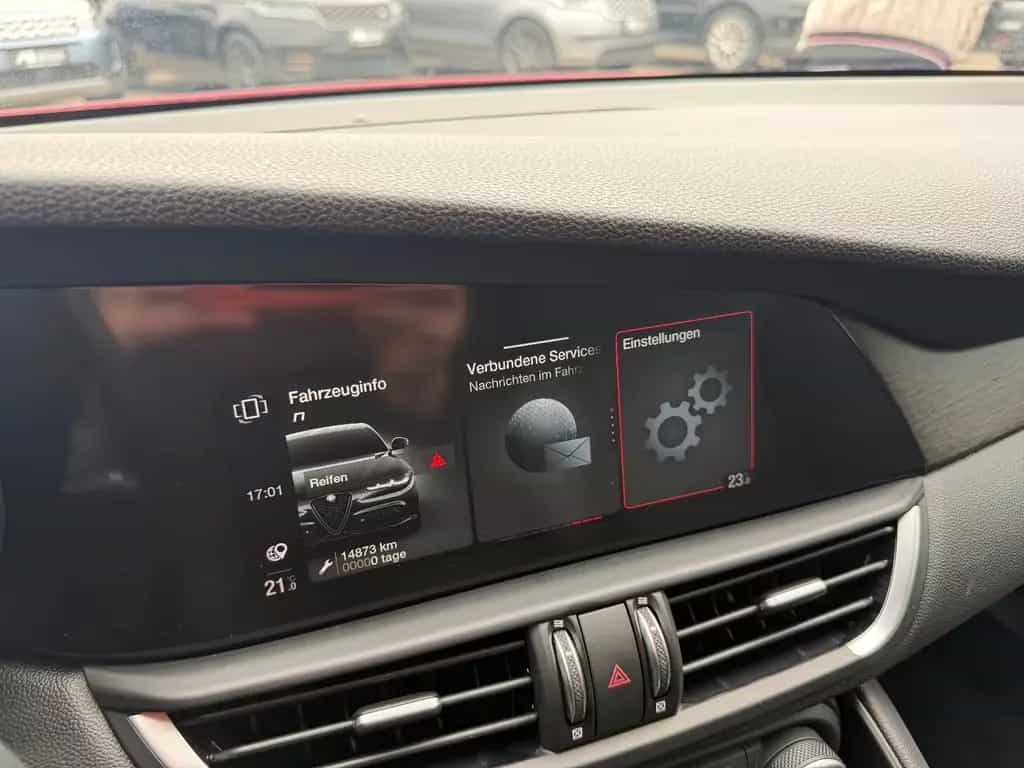 Alfa Romeo Giulia Ti Q4/MEMORY/ACC/NAVI/KAMERA/SHZ 07/2023-photo-43