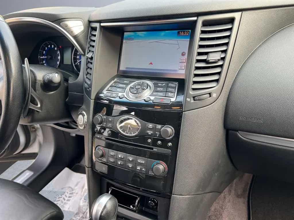 Infiniti QX70 5.0 S Premium V8*Leder*Navi*360*belüf.Sitz* 04/2017-photo-13