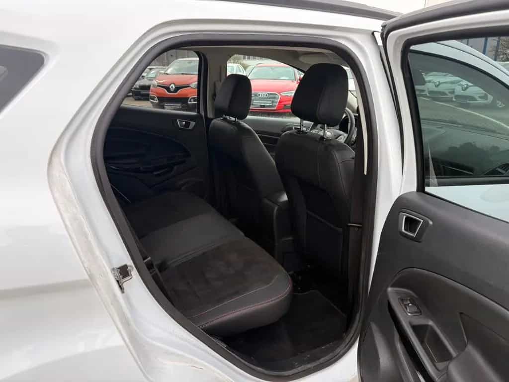 Ford EcoSport ST-Line 04/2020-photo-17