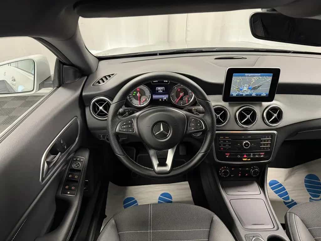 Mercedes-Benz CLA 200 d Shooting Brake Aut. Urban Sport AHK 04/2015-photo-12
