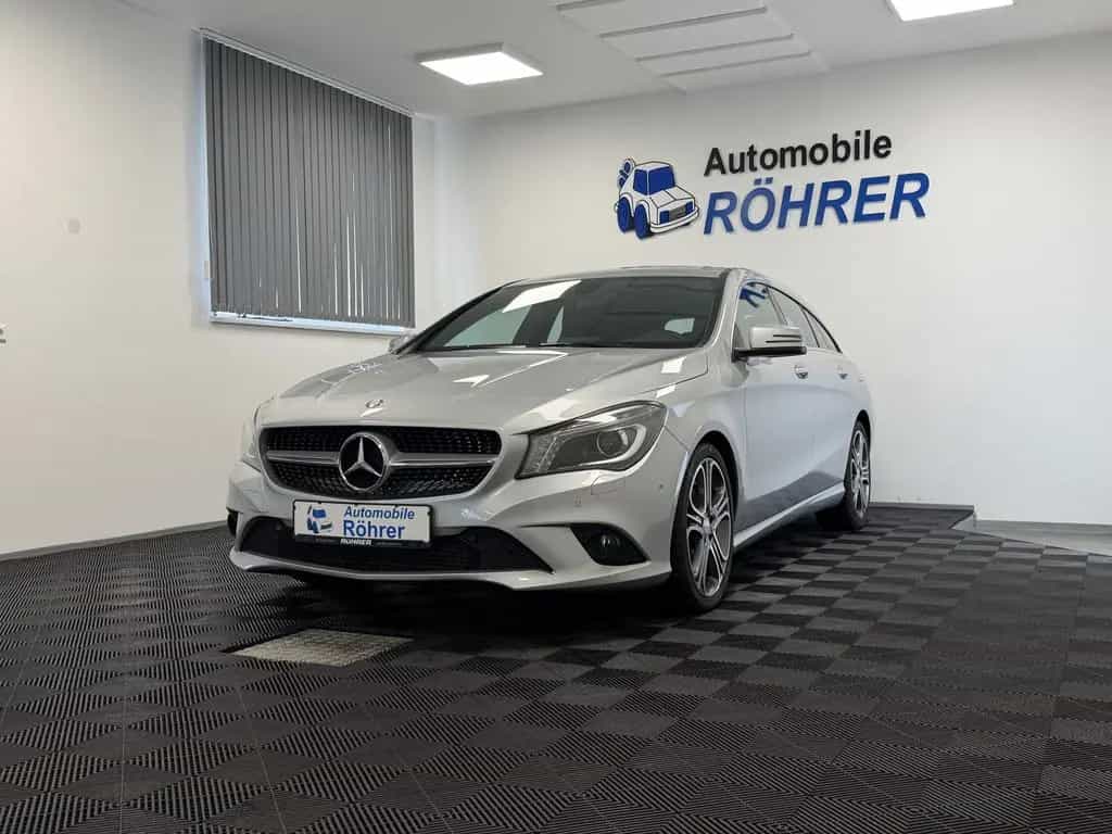 Mercedes-Benz CLA 200 d Shooting Brake Aut. Urban Sport AHK 04/2015-photo-27