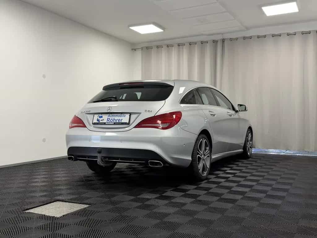Mercedes-Benz CLA 200 d Shooting Brake Aut. Urban Sport AHK 04/2015-photo-29