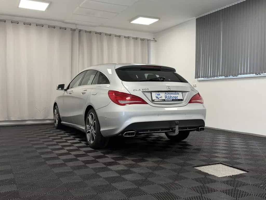 Mercedes-Benz CLA 200 d Shooting Brake Aut. Urban Sport AHK 04/2015-photo-30