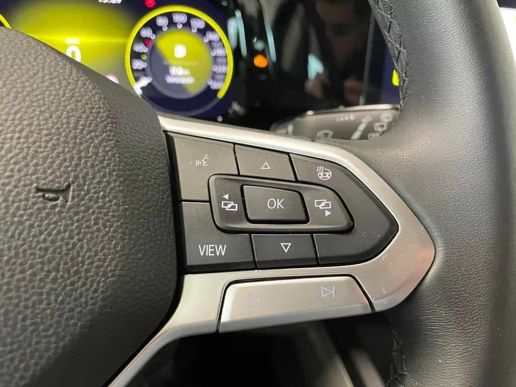 Volkswagen Golf VIII Life 1.5 eTSI DSG STANDHZG 12/2020-photo-14