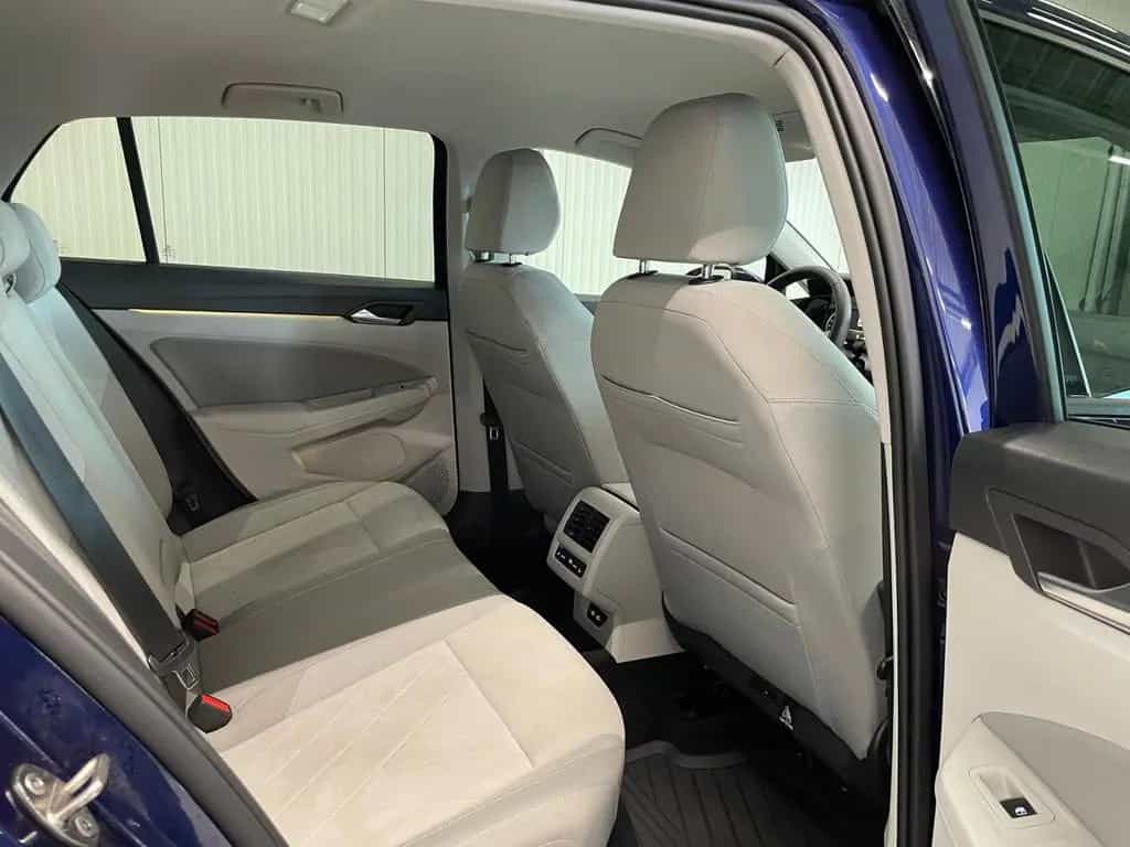 Volkswagen Golf VIII Life 1.5 eTSI DSG STANDHZG 12/2020-photo-21