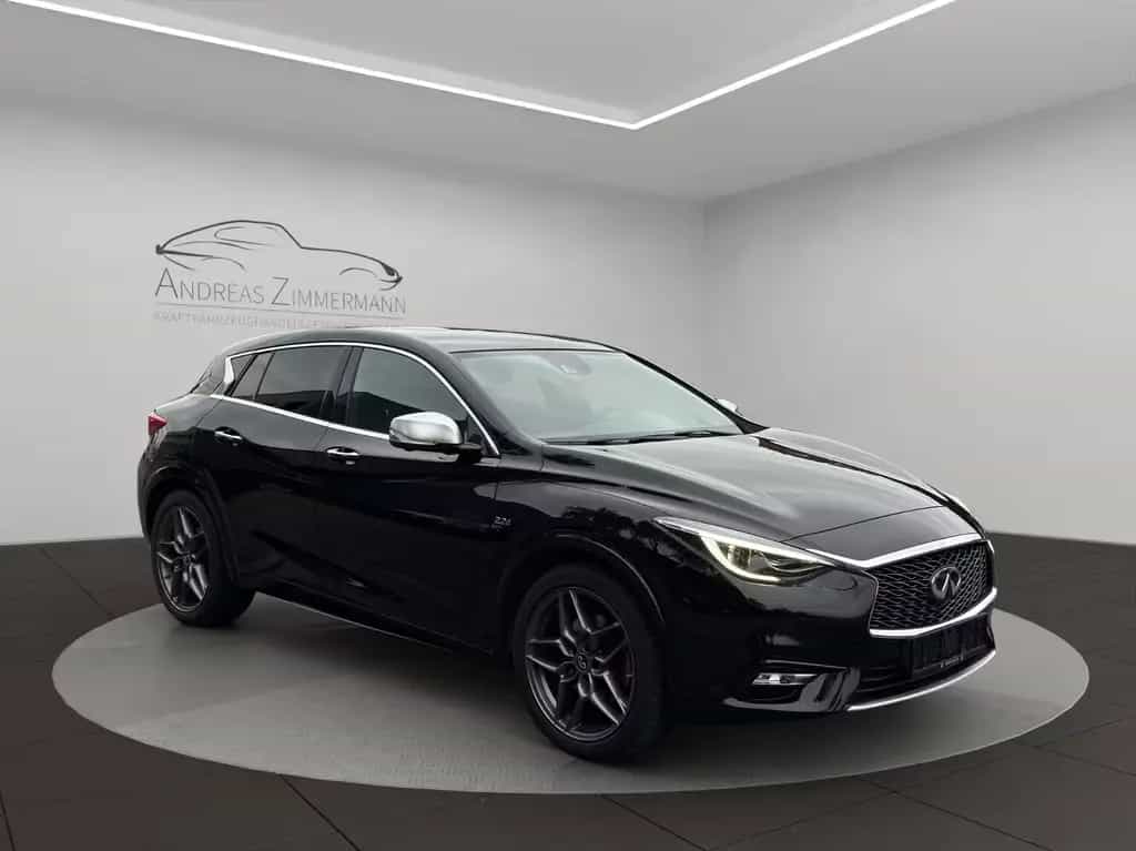 Infiniti Q30 2.2 d AWD Sport 09/2016-photo-1