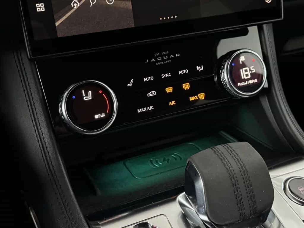 Jaguar F-Pace S AWD |Memory|Kamera|LED|AHK|1-Hand 03/2022-photo-26