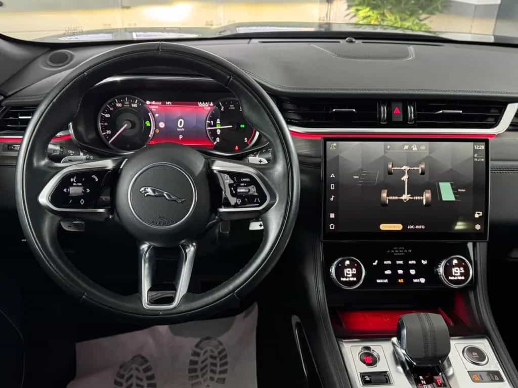 Jaguar F-Pace S AWD |Memory|Kamera|LED|AHK|1-Hand 03/2022-photo-40
