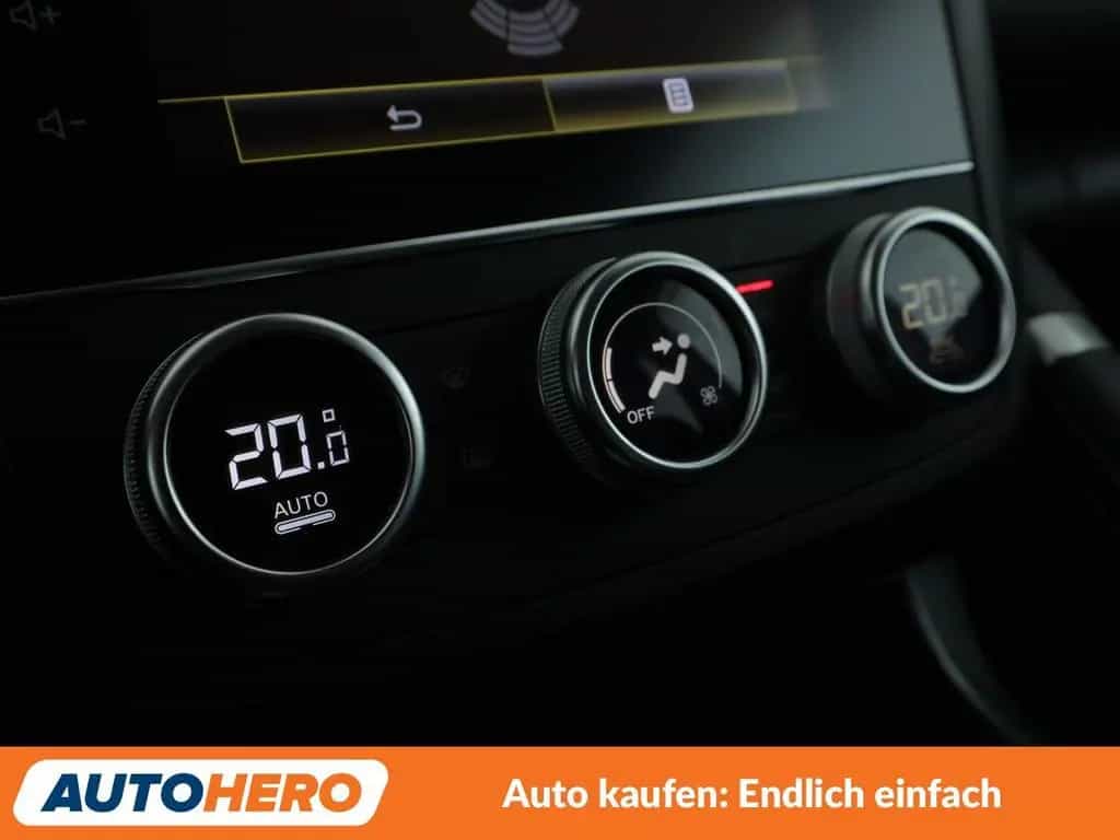 Renault Kadjar 1.3 TCe Bose Edition Aut.*NAVI*PDC*SHZ* 02/2019-photo-24