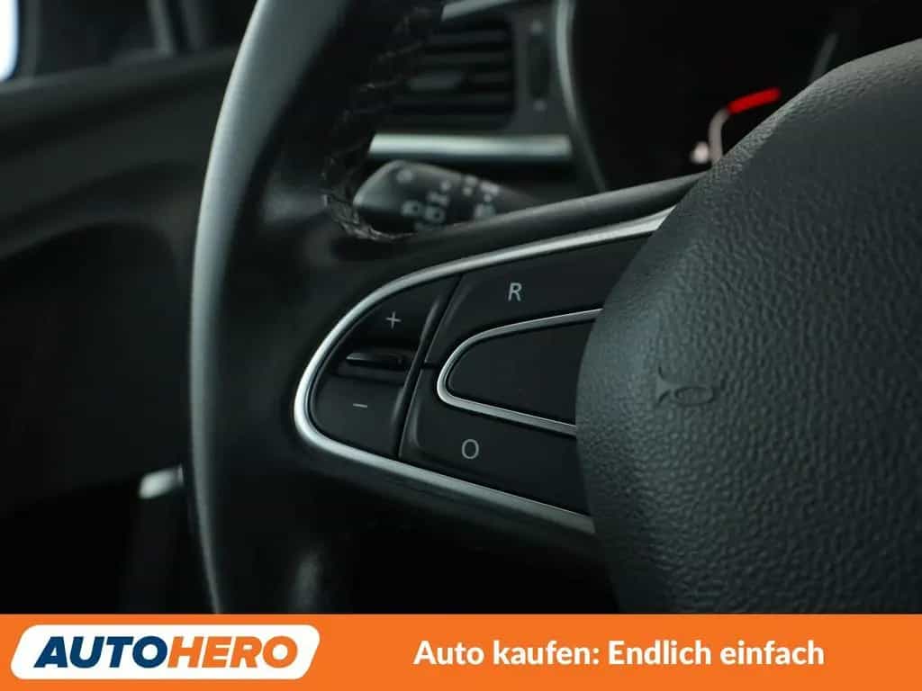 Renault Kadjar 1.3 TCe Bose Edition Aut.*NAVI*PDC*SHZ* 02/2019-photo-29