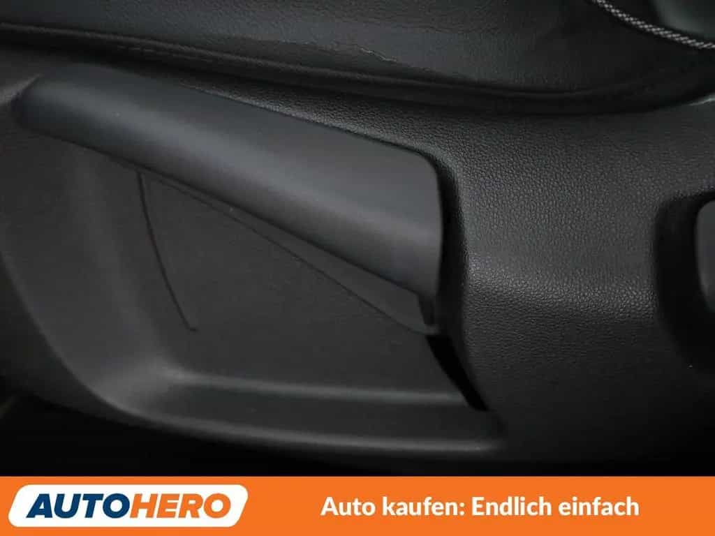 Renault Kadjar 1.3 TCe Bose Edition Aut.*NAVI*PDC*SHZ* 02/2019-photo-32