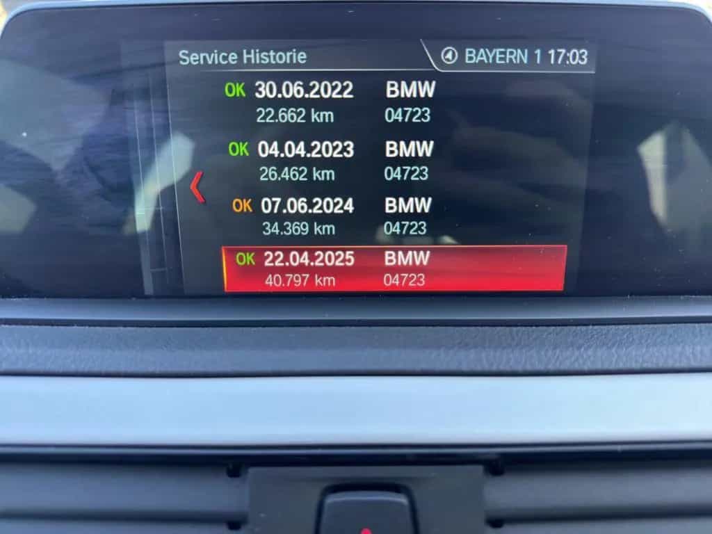 BMW 1 Series 118i Advantage Steptronic LED/NAVI/TEMPOMAT/SHZ 04/2019-photo-17
