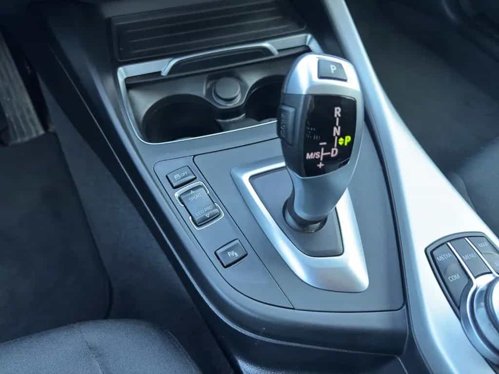 BMW 1 Series 118i Advantage Steptronic LED/NAVI/TEMPOMAT/SHZ 04/2019-photo-23