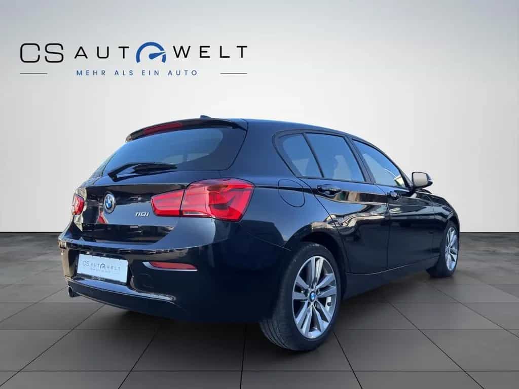 BMW 1 Series 118i Advantage Steptronic LED/NAVI/TEMPOMAT/SHZ 04/2019-photo-3