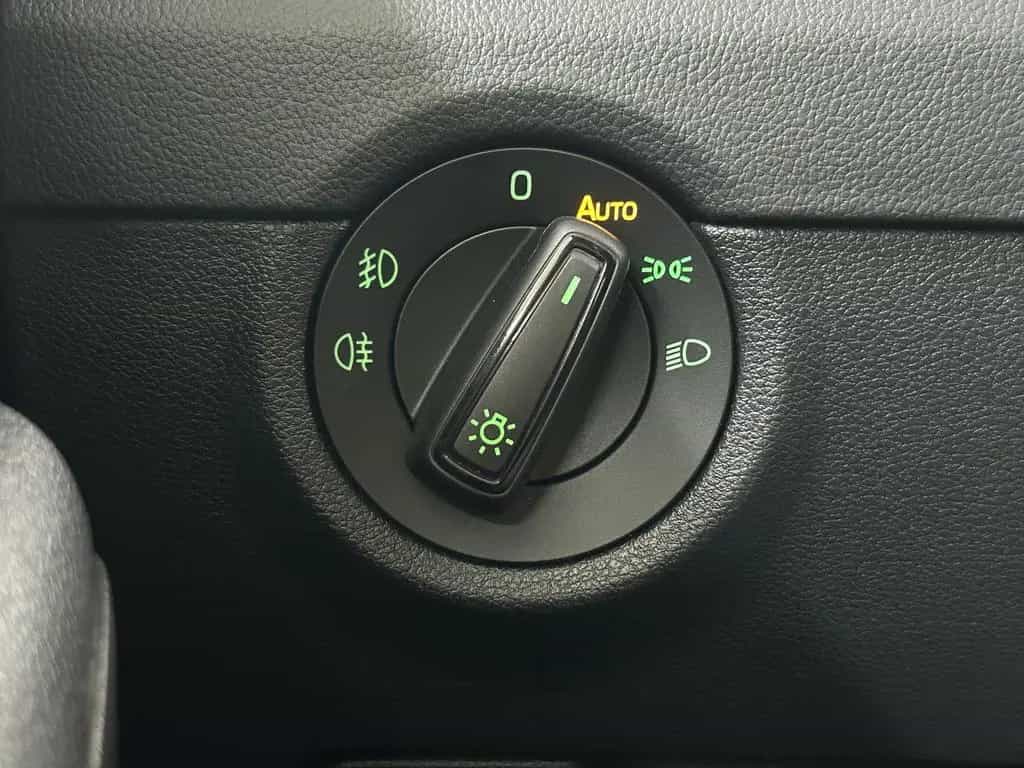 Skoda Octavia Kam+Apple CarPlay+Navi+LED+Tempomat 09/2018-photo-30