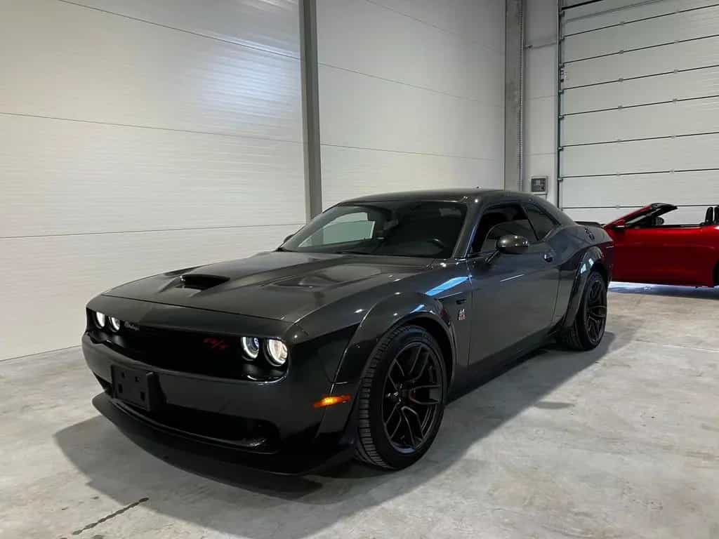Dodge Challenger 6,4 Orig Widebody SRT Aut Nav Leder 10/2020-photo-1
