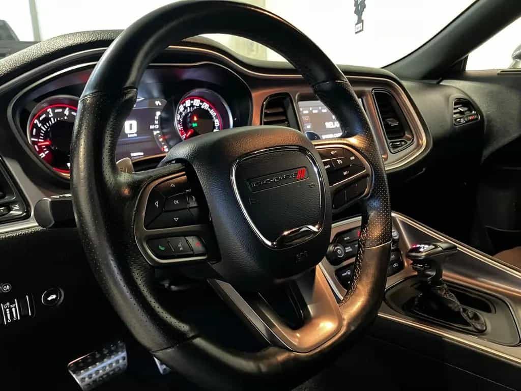 Dodge Challenger 6,4 Orig Widebody SRT Aut Nav Leder 10/2020-photo-15