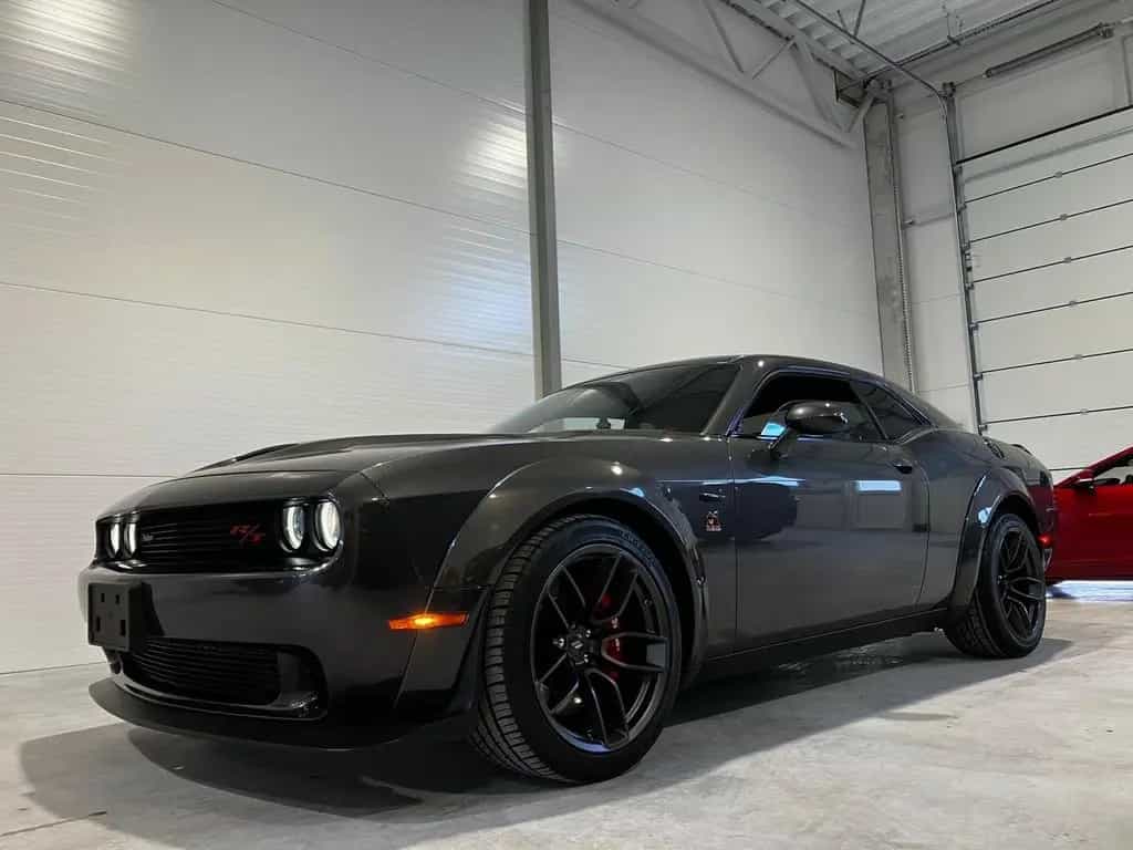 Dodge Challenger 6,4 Orig Widebody SRT Aut Nav Leder 10/2020-photo-3