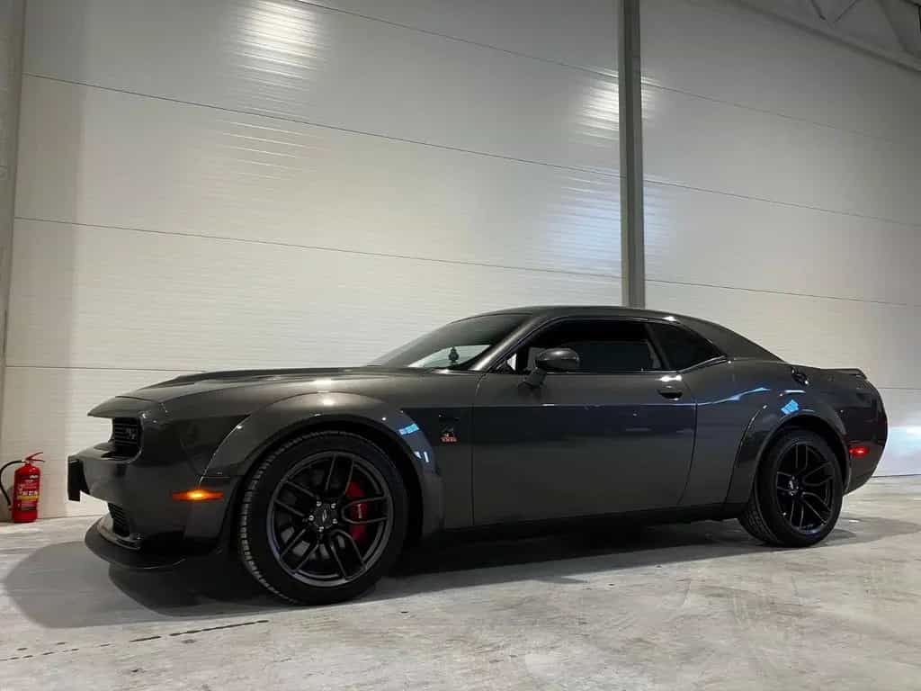 Dodge Challenger 6,4 Orig Widebody SRT Aut Nav Leder 10/2020-photo-5