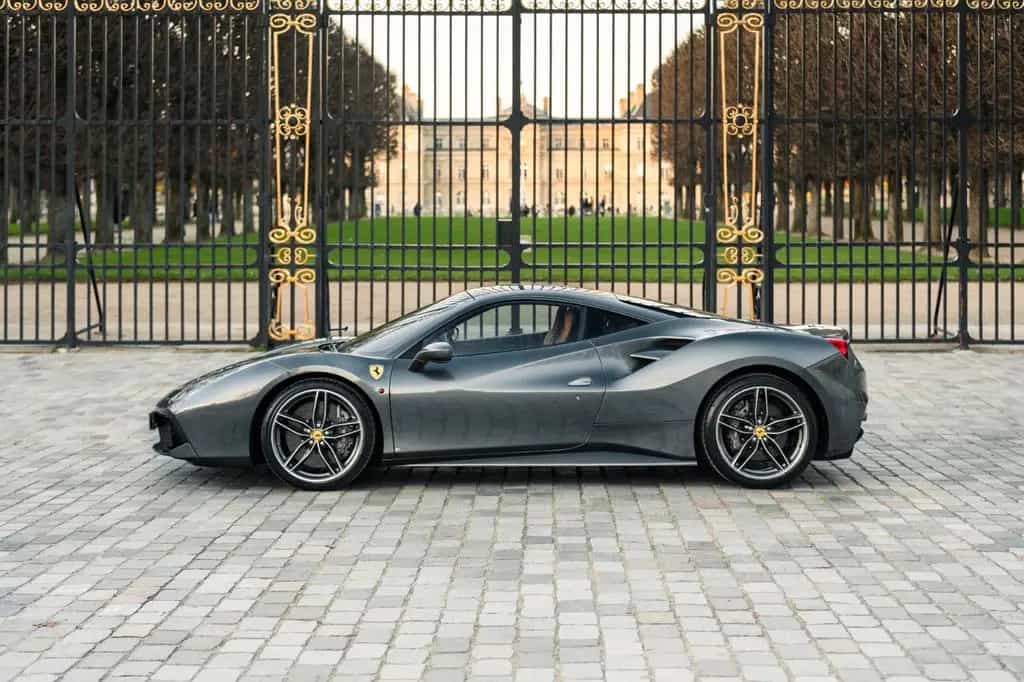Ferrari 488 GTB Coupé DCT - great spec, 21 600 km 05/2018-photo-1
