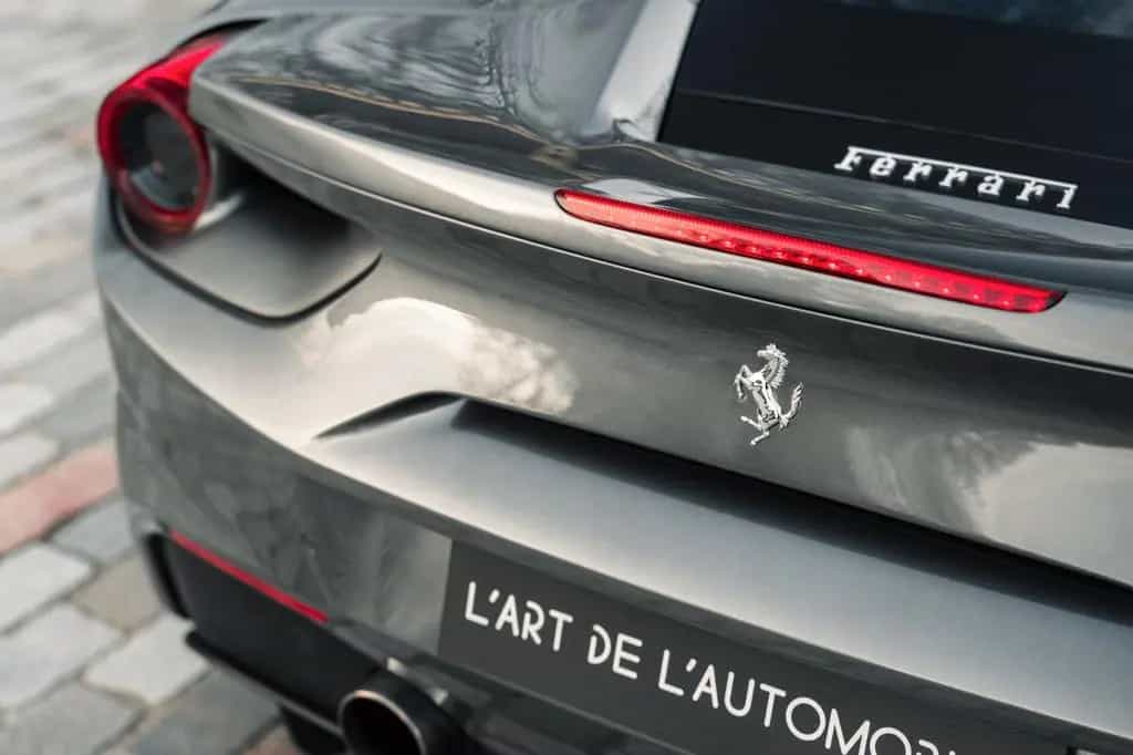 Ferrari 488 GTB Coupé DCT - great spec, 21 600 km 05/2018-photo-32