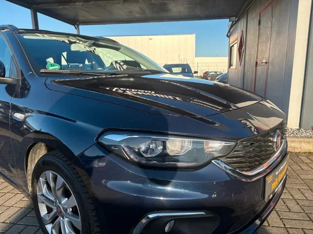 Fiat Tipo Lounge 02/2017-photo-2