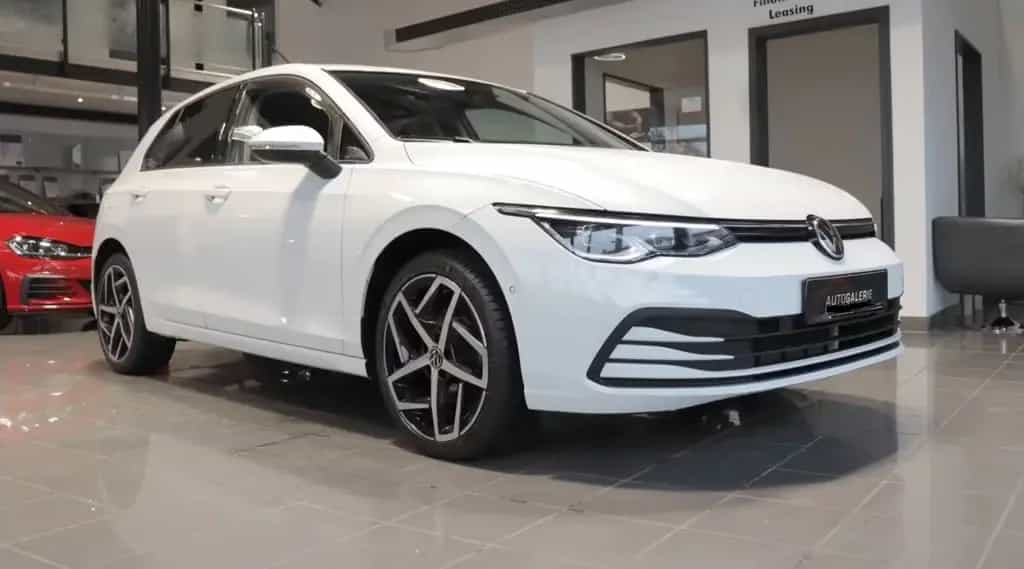 Volkswagen Golf VIII Lim. Life 07/2020-photo-0