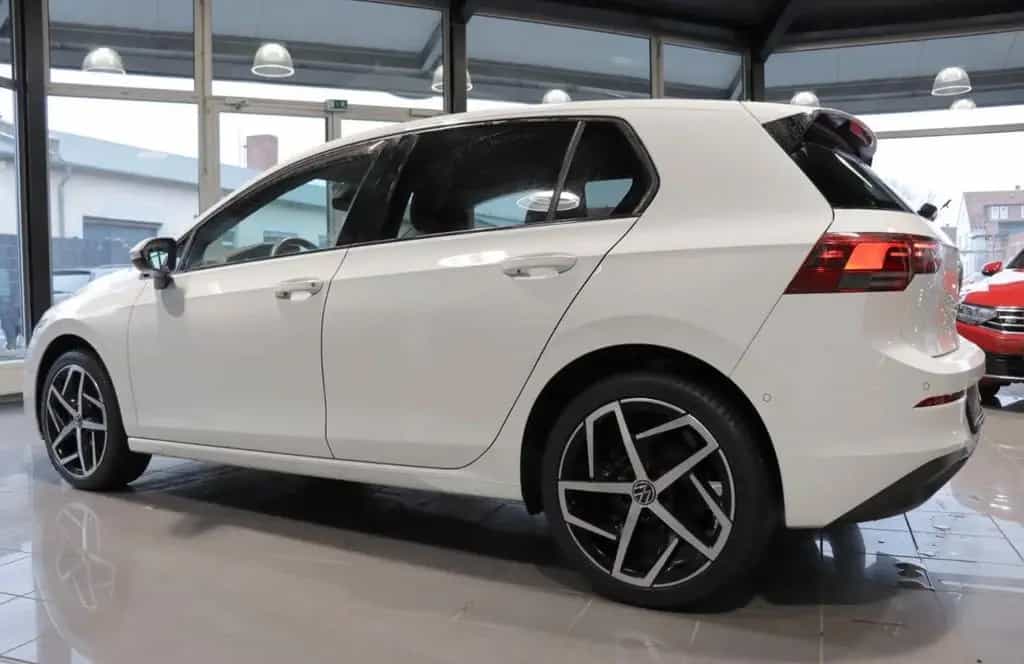 Volkswagen Golf VIII Lim. Life 07/2020-photo-5