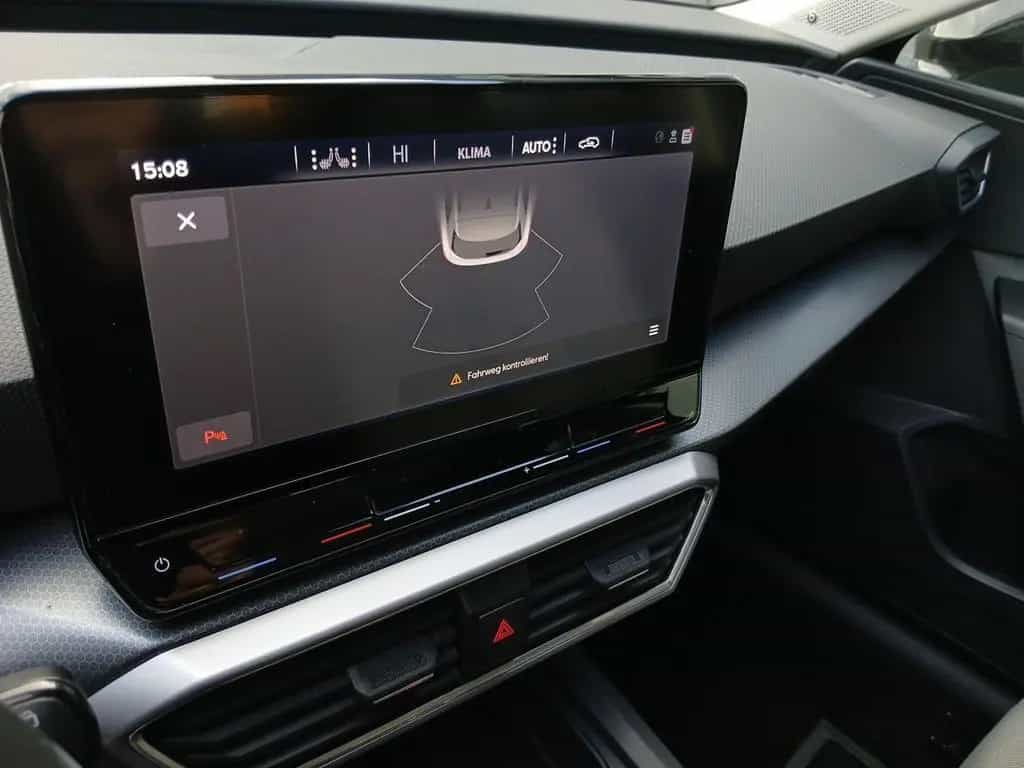 Seat Leon ST 1.5 eTSI Style DSG *PANO*BEATS*GRA*SHZ* 02/2022-photo-17